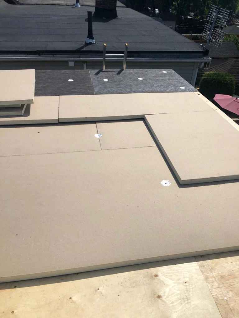 Two-ply modified bitumen torch-down membrane on a Toronto flat roof, view 12