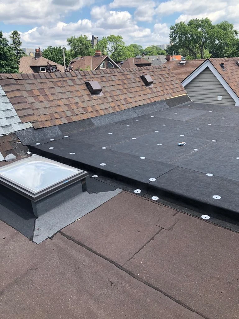 Two-ply modified bitumen torch-down membrane on a Toronto flat roof, view 15