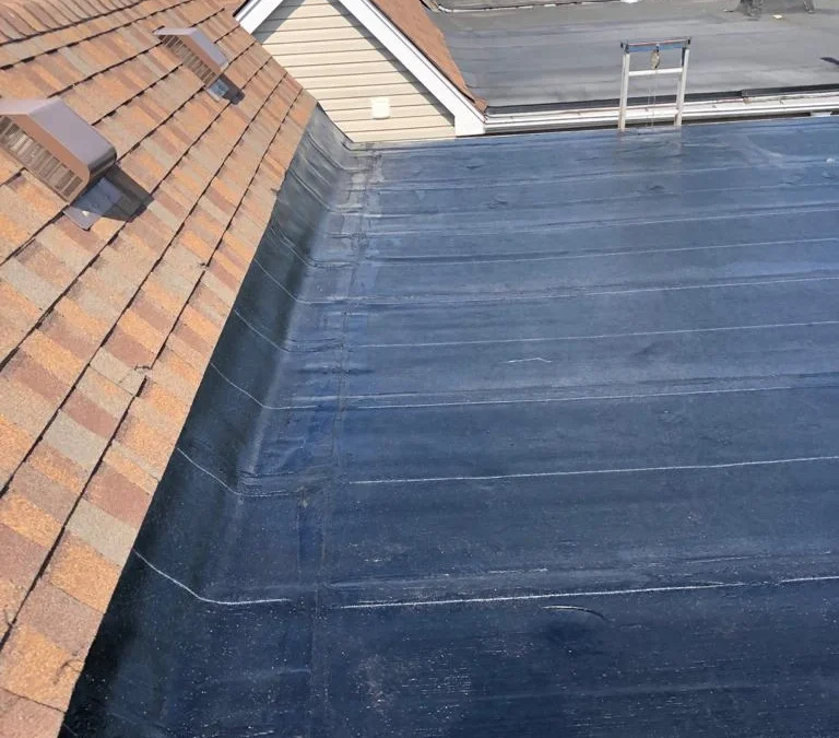 Lumbered Slope Build and Two-Ply System, Toronto