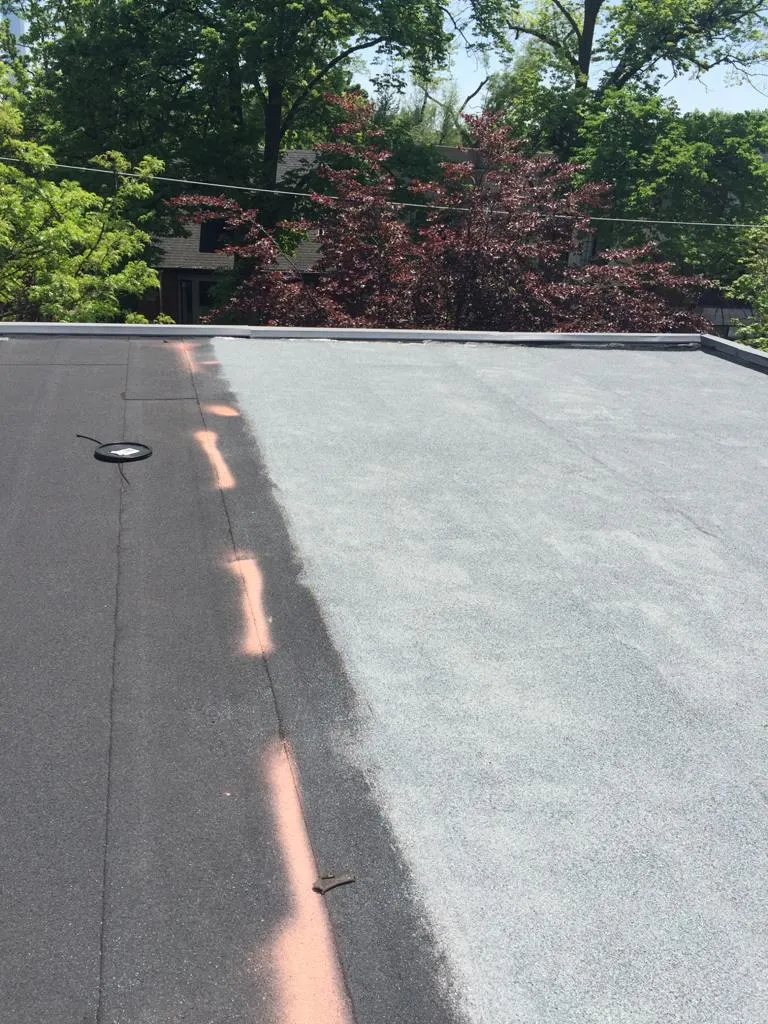 Cold-ply flat roof membrane with ceramic granule surfacing in Toronto, view 32