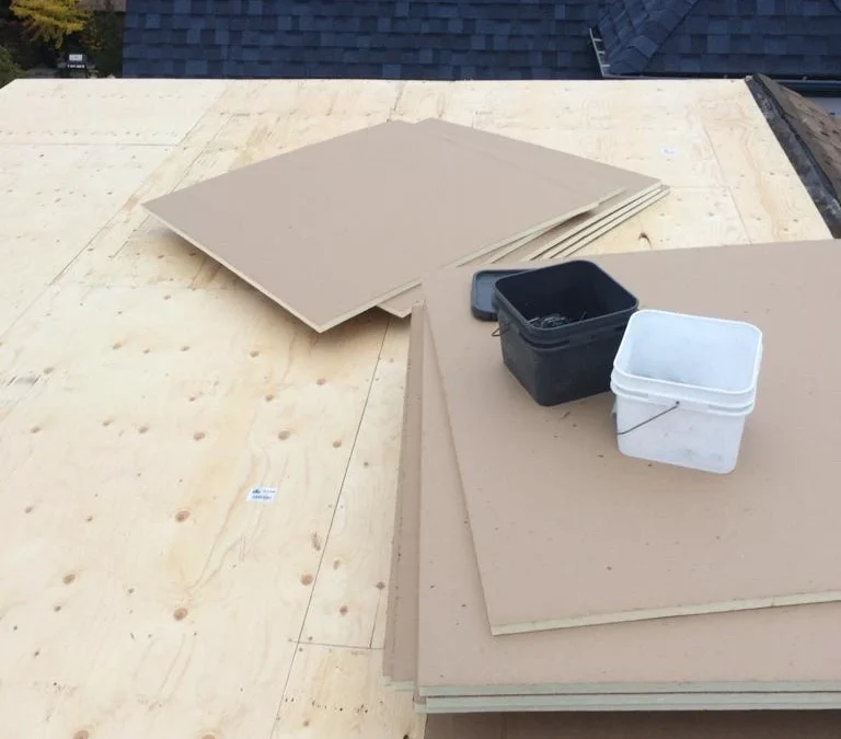 Flat Roof Walk Pads and Foot Traffic Protection Toronto 2026: Types, Costs and Installation